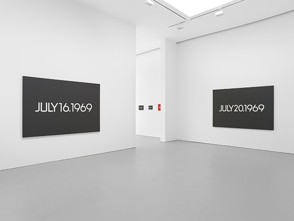 Dates on canvast in a gallery
